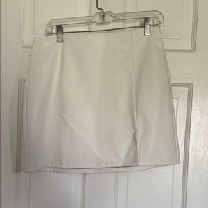 Le Lis White Mini Skirt